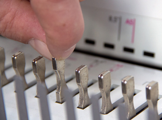 c118c9fd5d920f63ea6f099258eef117 RENZ combi comfort plus - elektrisches Plastikbindegerät